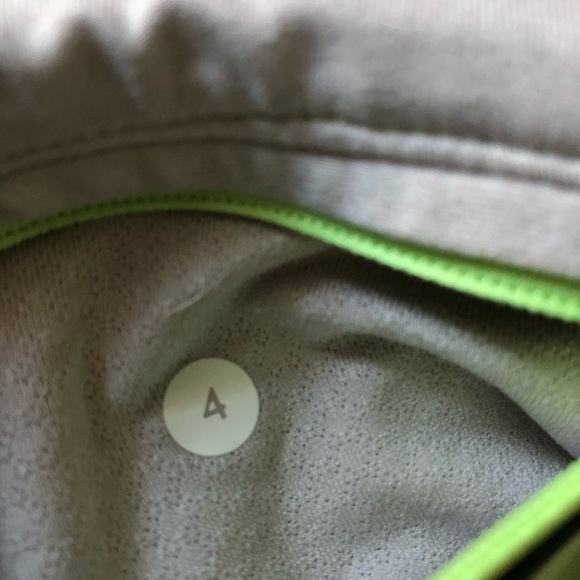 Lululemon Run Pace Tight Leggings in Black & Neon Green Size 4 - Picture 11 of 12